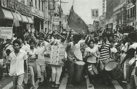 1986 年菲律賓大革命：人民力量的崛起與馬可斯政權的垮台